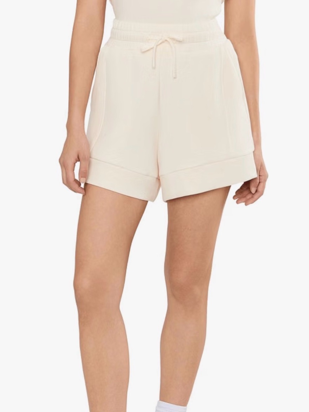 NWT VARLEY WOMENS ATRIUM HIGH RISE SHORTS SZ XS PRISTINE/ IVORY